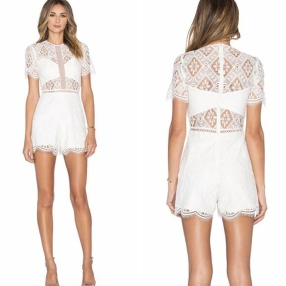 *NWT* Alexis Off White Lace Romper - Picture 1 of 6